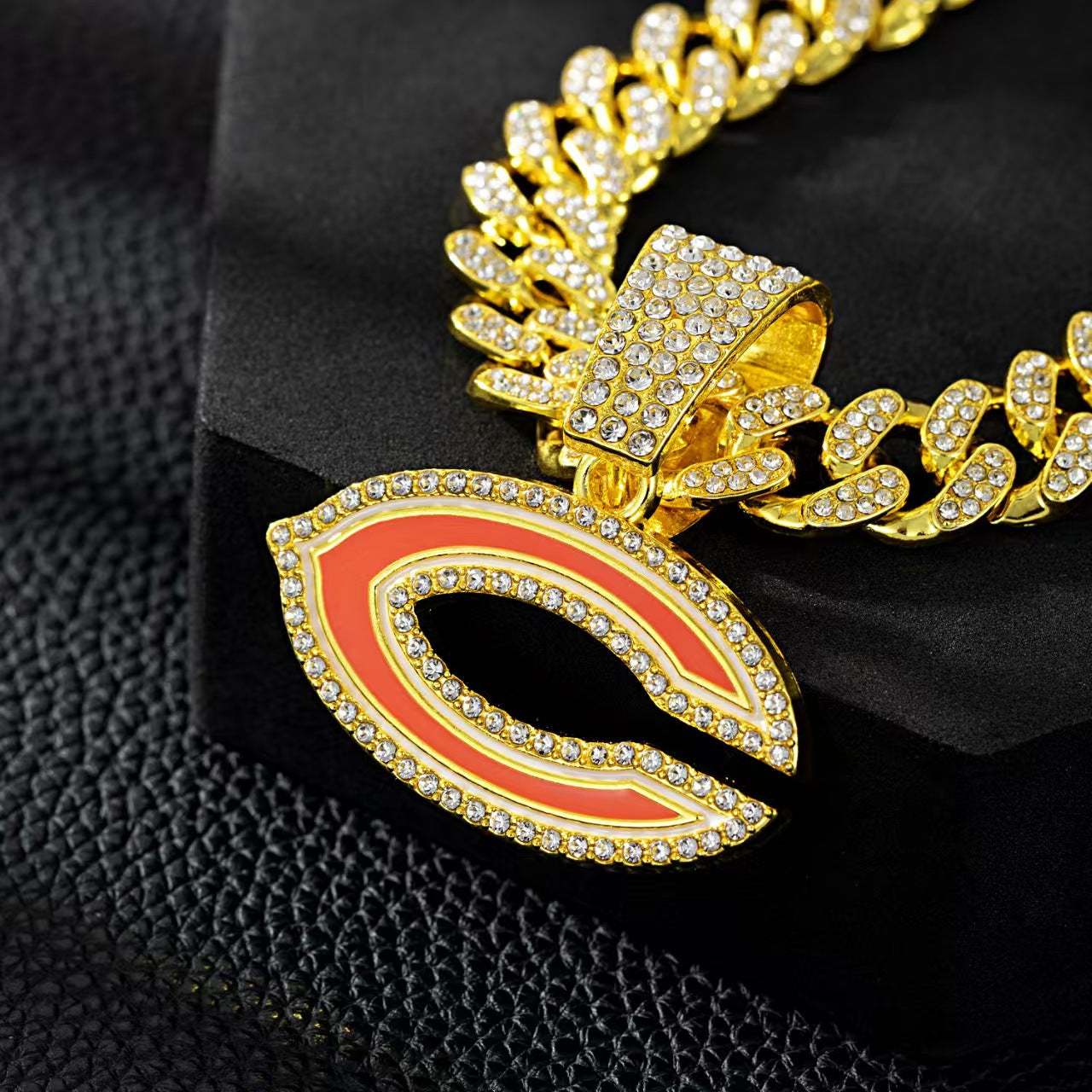 🔥 LAST DAY: Up to 50% OFF – NFL Team Pride Gem Chain Necklace