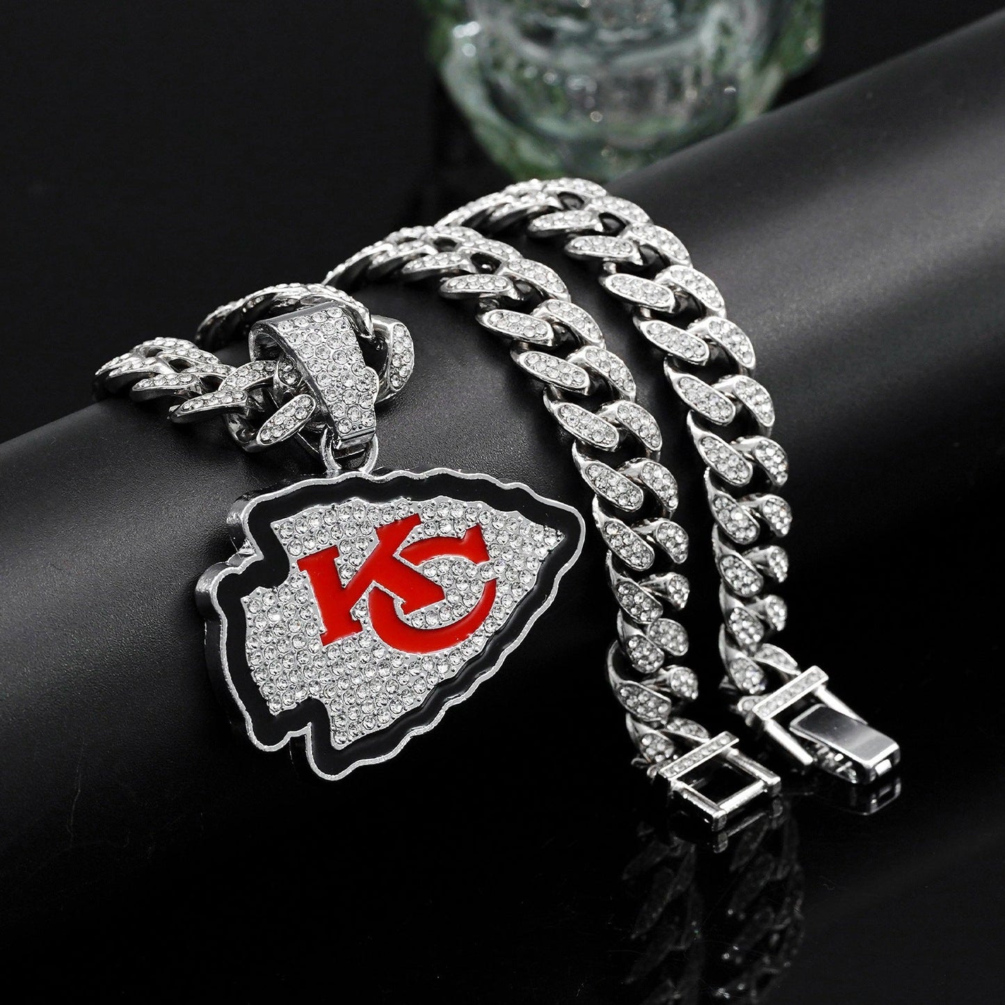 🔥 LAST DAY: Up to 50% OFF – NFL Team Pride Gem Chain Necklace